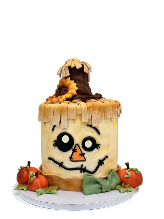 Thanksgiving Cake Scarecrow