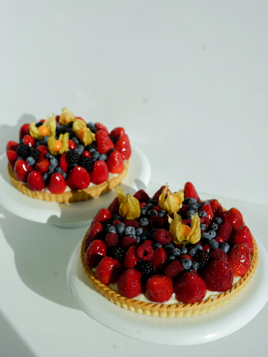 Large Fruit Tart