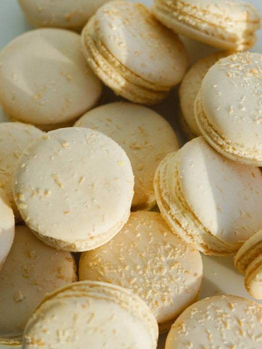 French Macarons Coconut